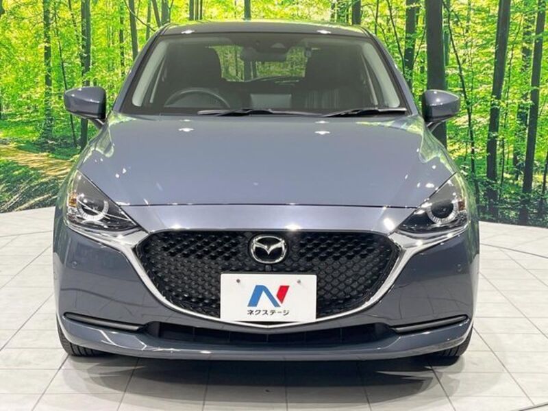 MAZDA2