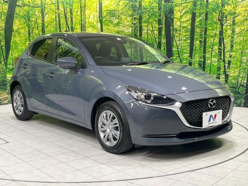 MAZDA2