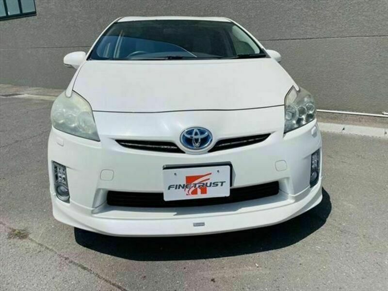 PRIUS-1