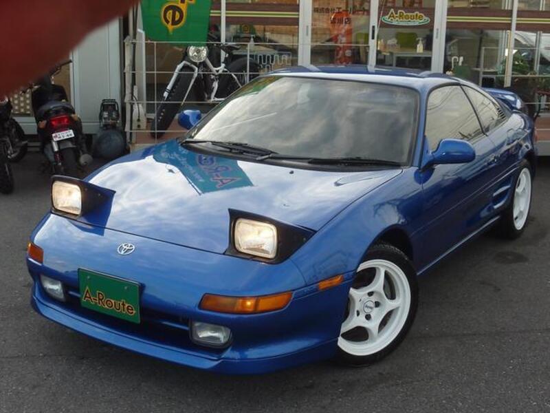 TOYOTA MR2
