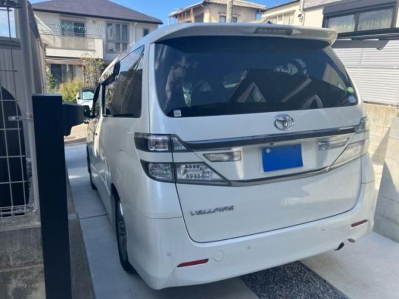 VELLFIRE