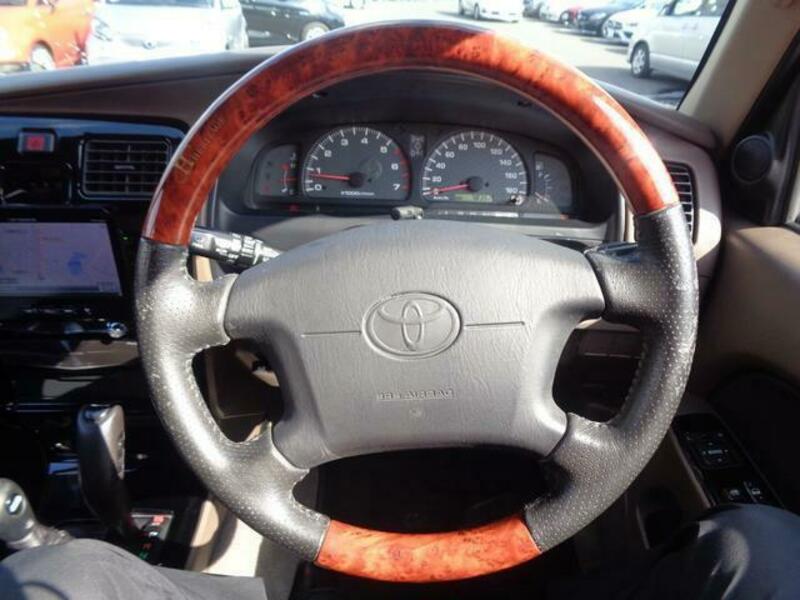 HILUX SURF
