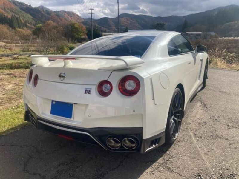 GT-R