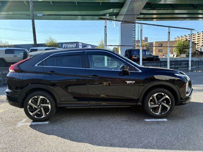 ECLIPSE CROSS