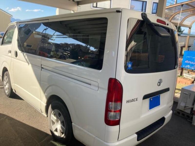 HIACE VAN