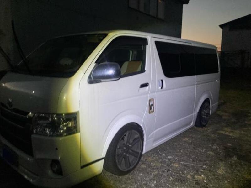 HIACE VAN