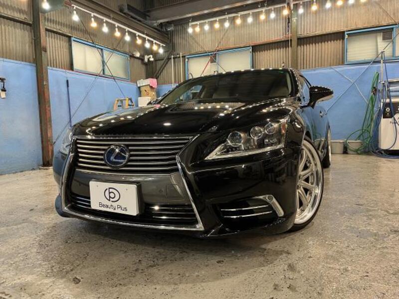 LEXUS LS