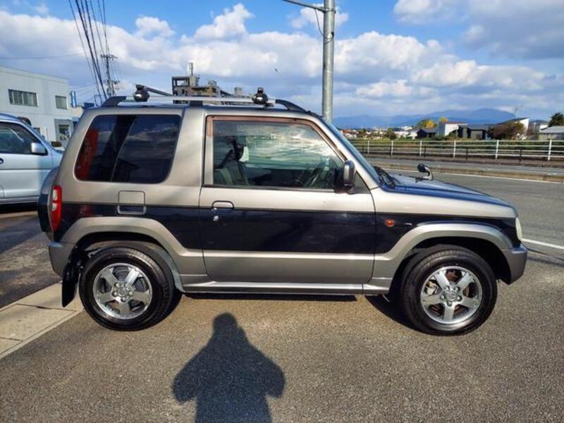PAJERO MINI