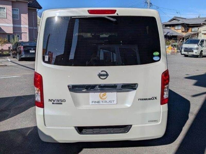 NV350 CARAVAN