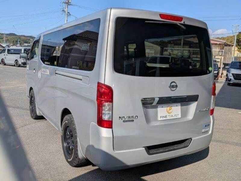 NV350 CARAVAN