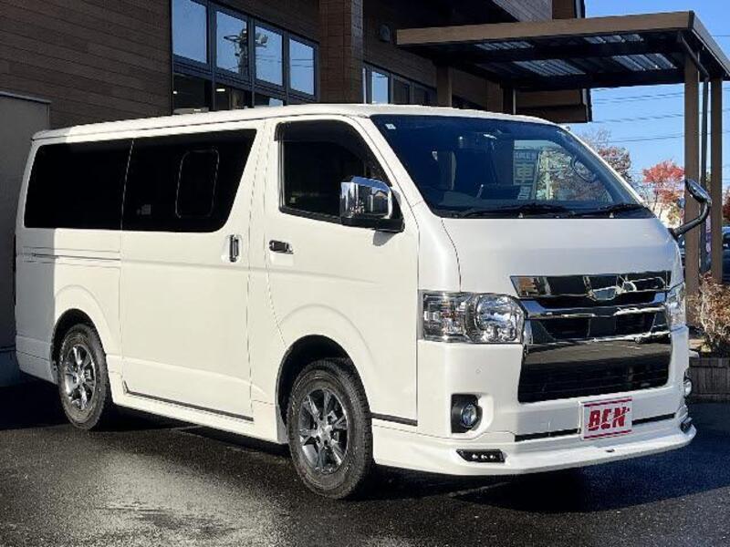 HIACE VAN