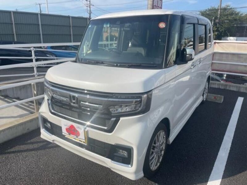 HONDA N BOX CUSTOM