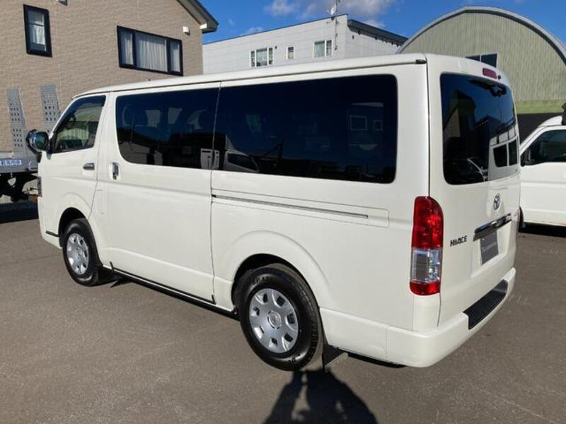 HIACE VAN