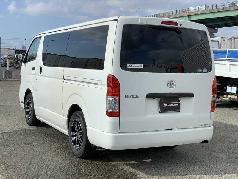 HIACE VAN