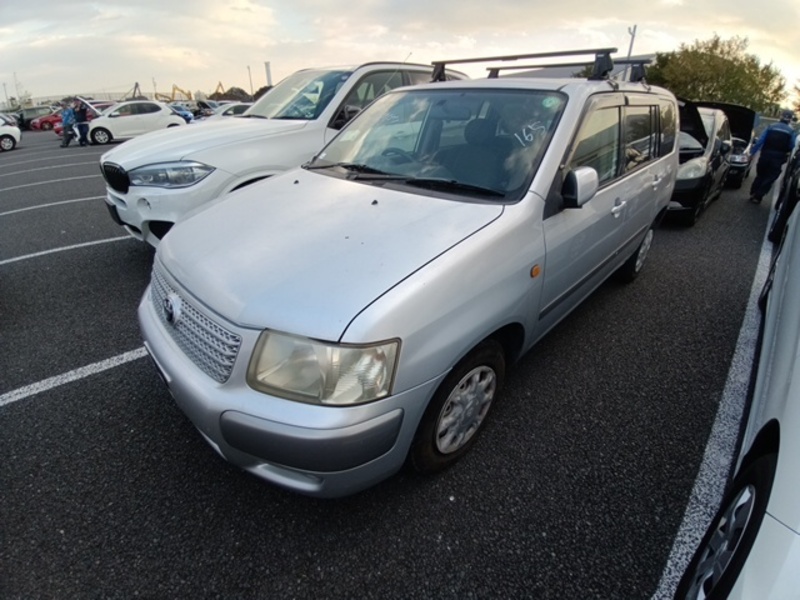 TOYOTA SUCCEED VAN