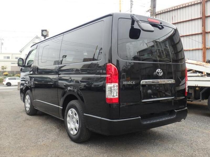 HIACE VAN