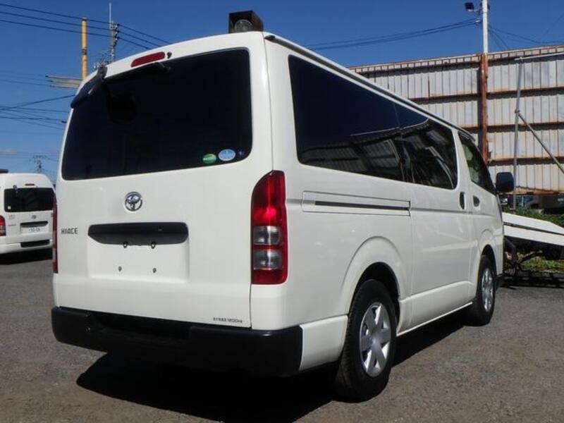 HIACE VAN