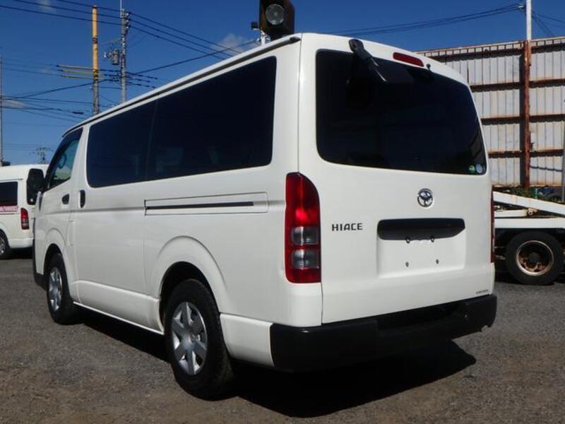 HIACE VAN