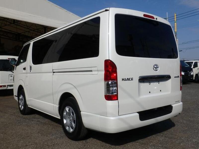 HIACE VAN