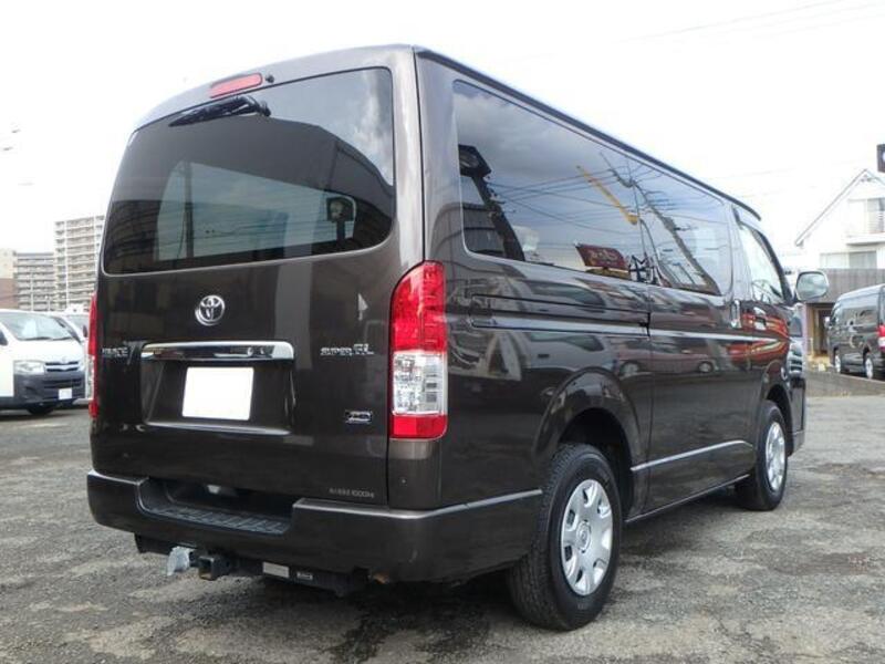 HIACE VAN