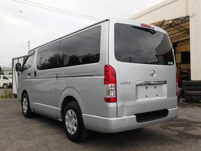 HIACE VAN