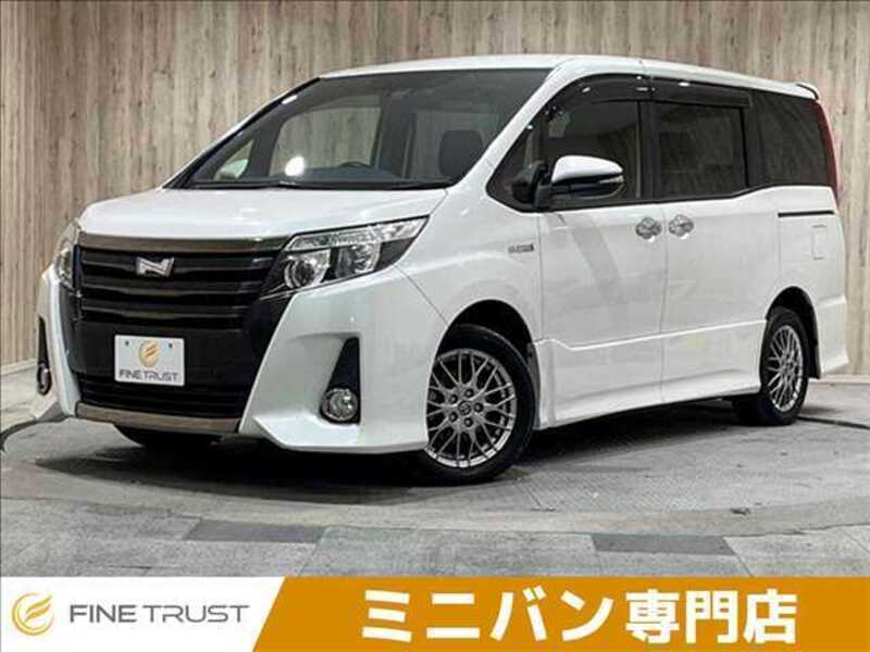 TOYOTA NOAH