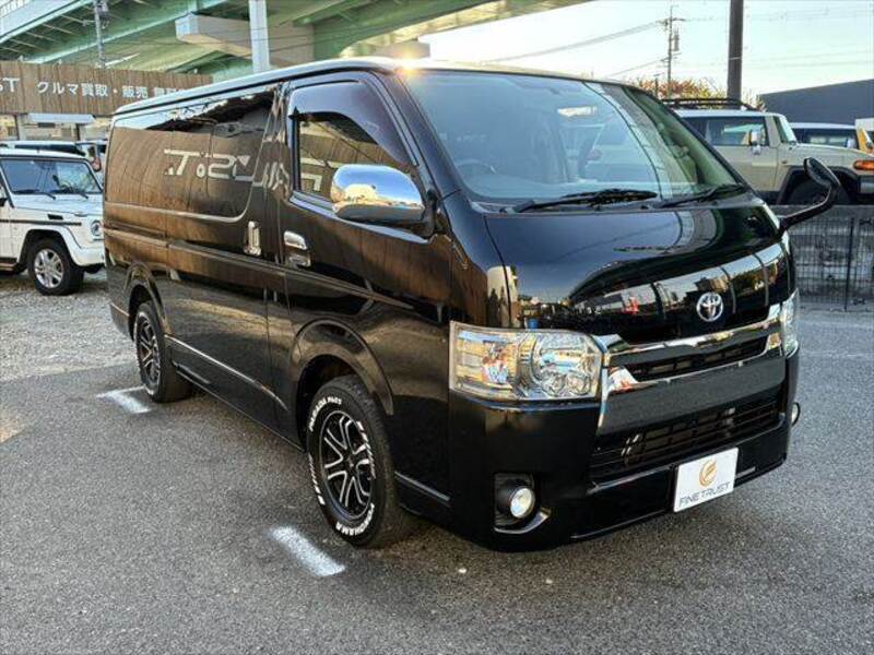 HIACE VAN