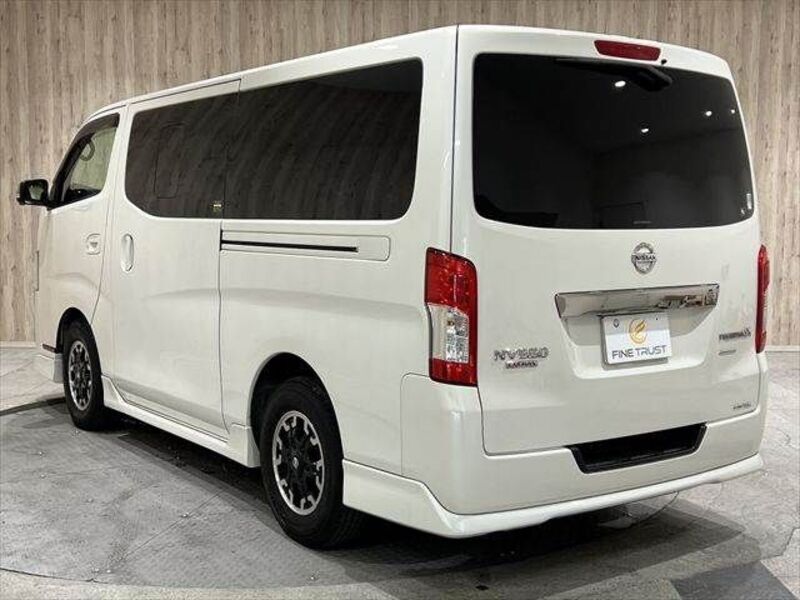 NV350 CARAVAN