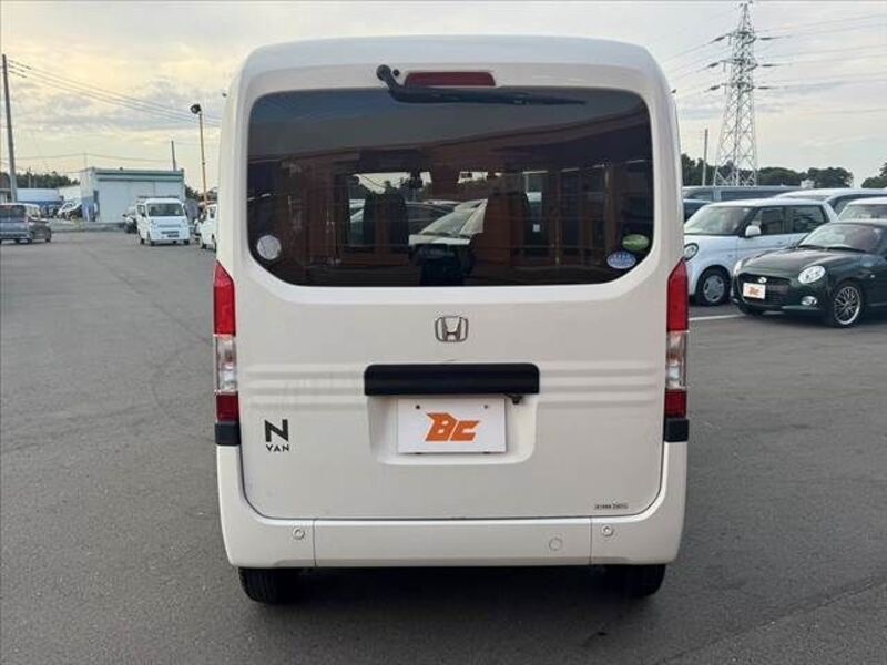 N-VAN
