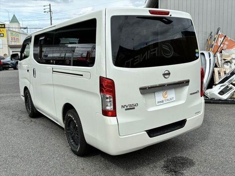 NV350 CARAVAN