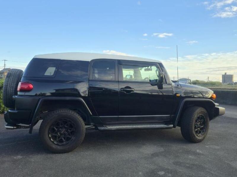 FJ CRUISER