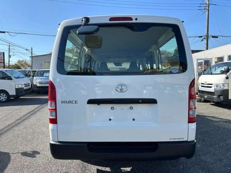 HIACE VAN