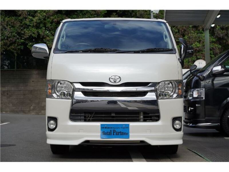 HIACE VAN