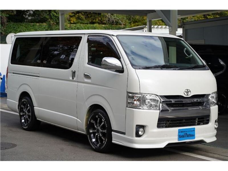 HIACE VAN