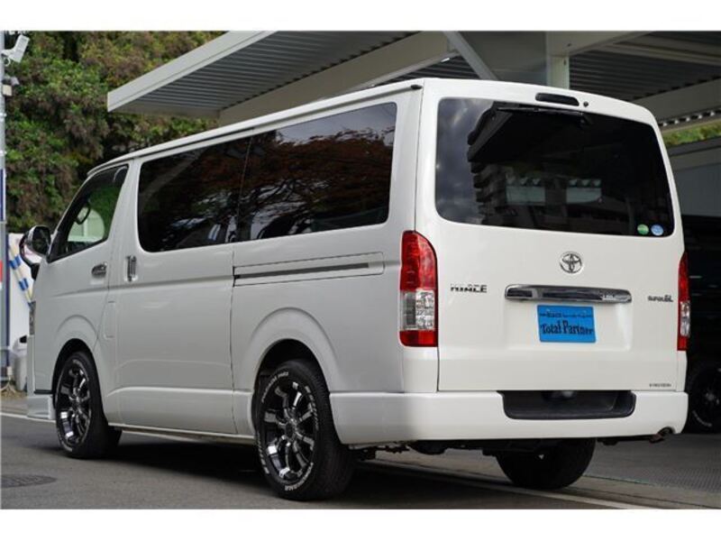 HIACE VAN