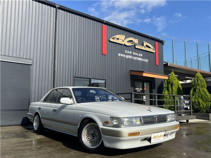 NISSAN LAUREL