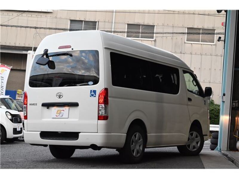 HIACE VAN