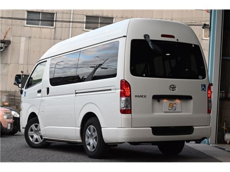 HIACE VAN