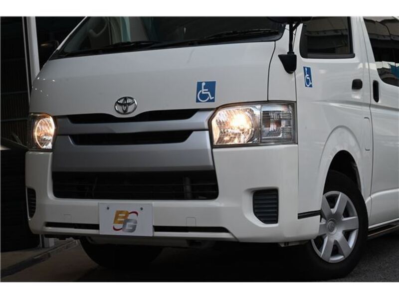 HIACE VAN