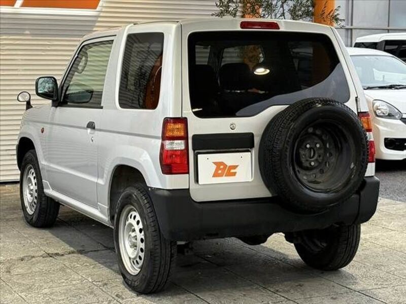 PAJERO MINI