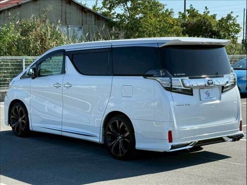 VELLFIRE