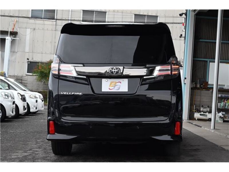 VELLFIRE