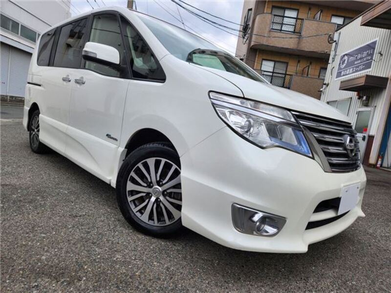 NISSAN SERENA