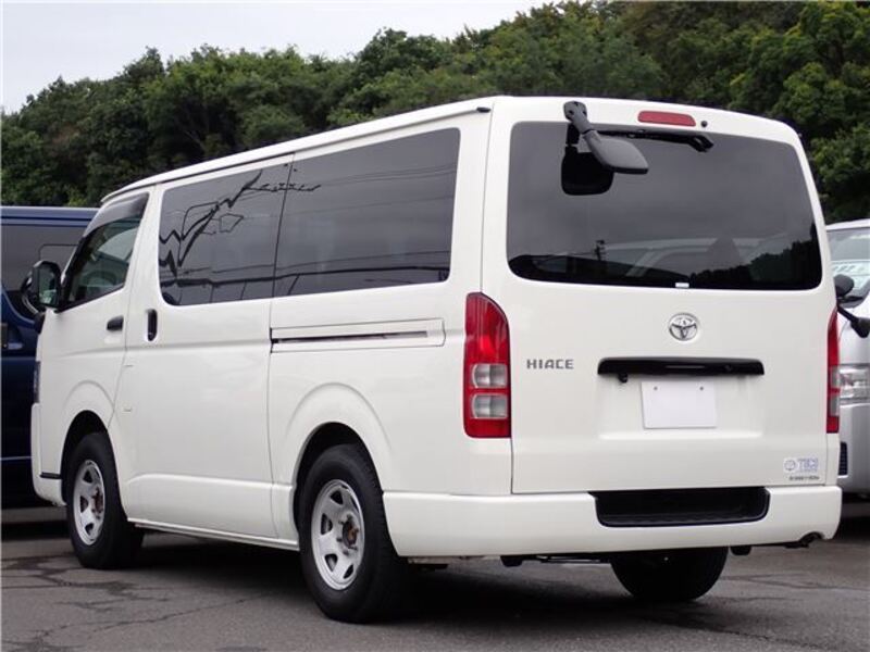 HIACE VAN