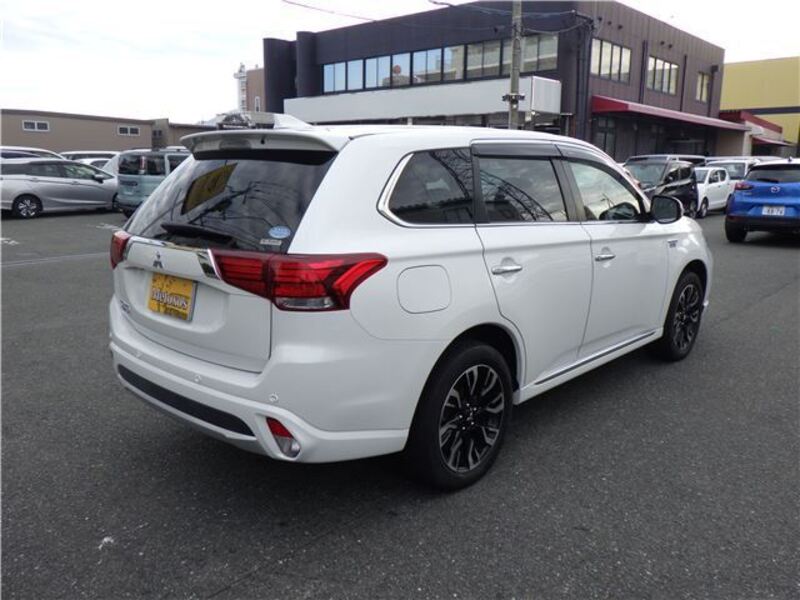 OUTLANDER PHEV