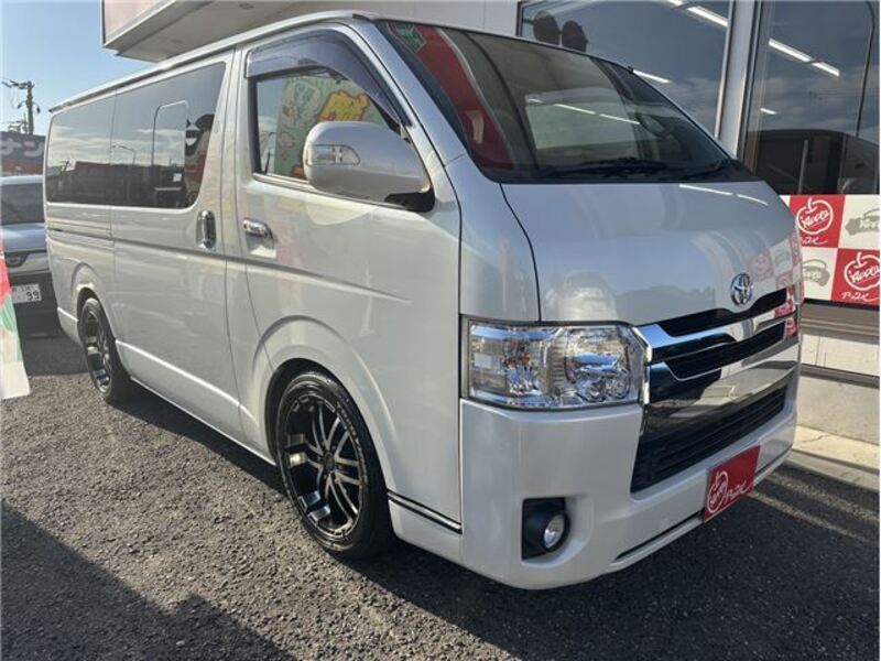 HIACE VAN