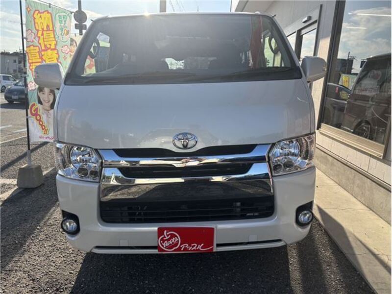 HIACE VAN