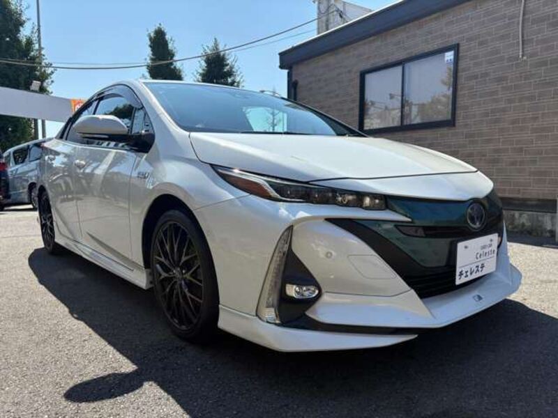 PRIUS PHV