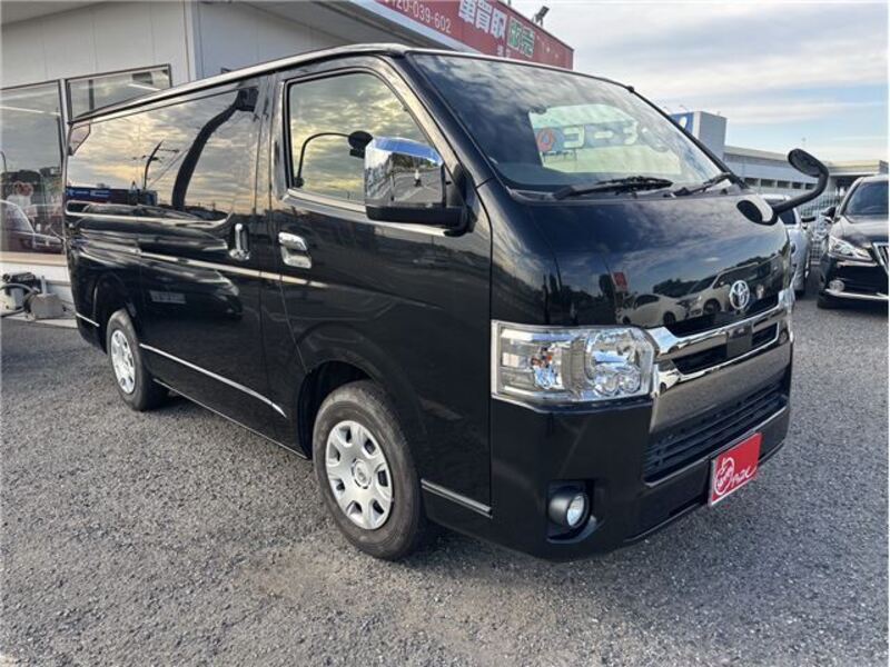 HIACE VAN