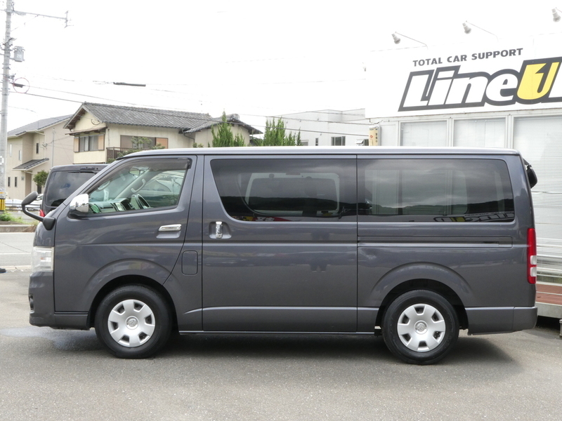 HIACE VAN